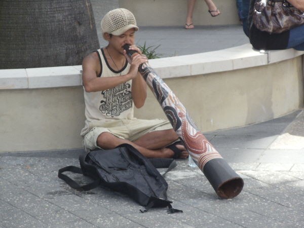 101212_didgeridoo.jpg