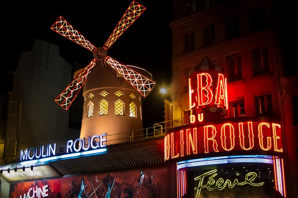 Paris_-_Moulin_Rouge_-_120405_224209.jpg
