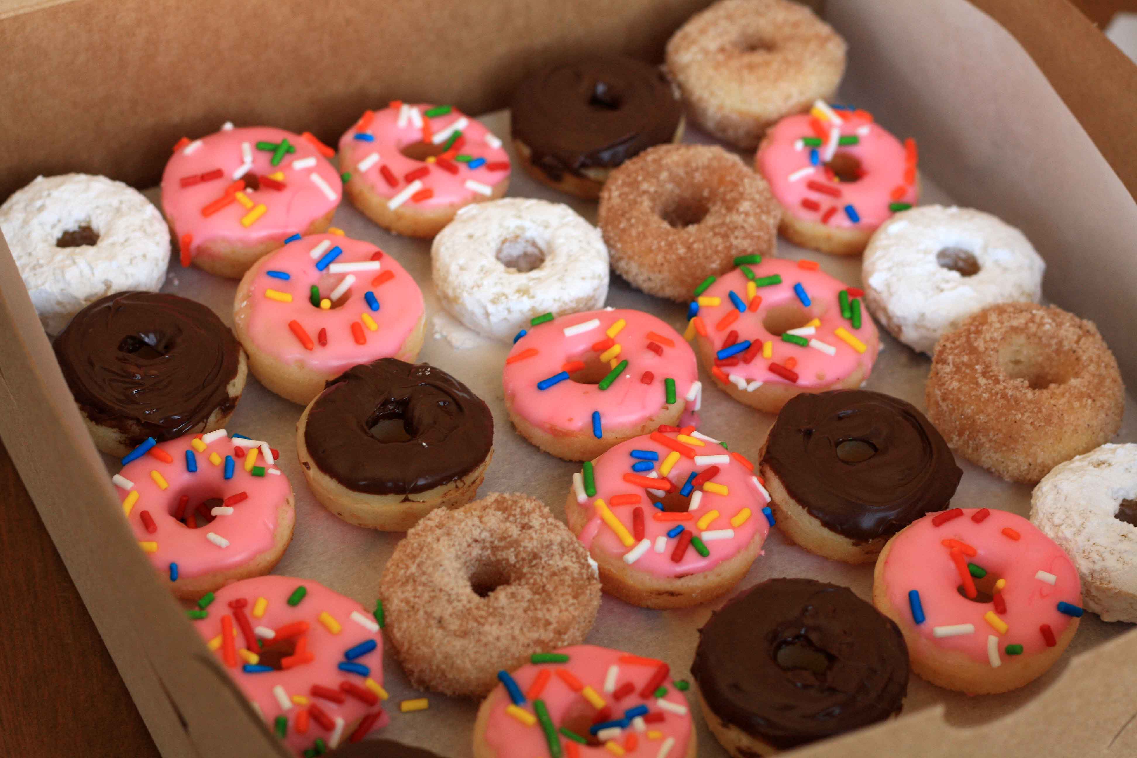 mini-donuts-2.jpg