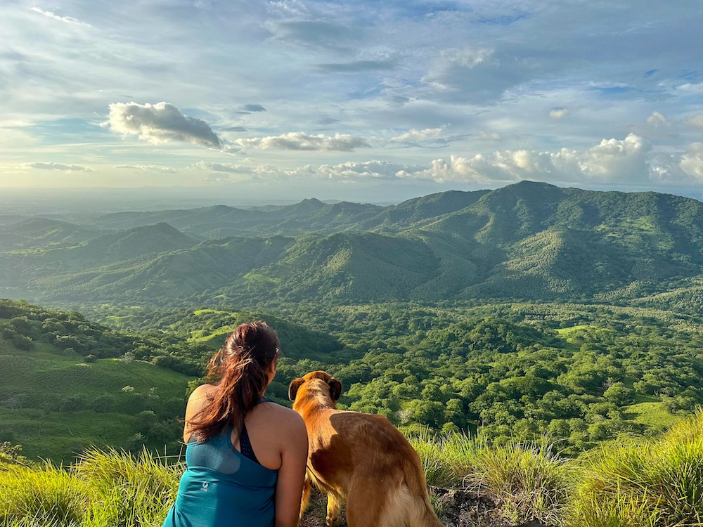 our-guides-for-a-hike-in-the-costa-rica-backcountry-were-a-v0-tcy654lkkdfe1.jpg