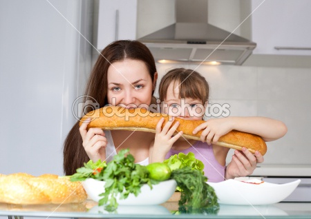 dep_4313580-Mother-and-daughter-eat-bread.jpg