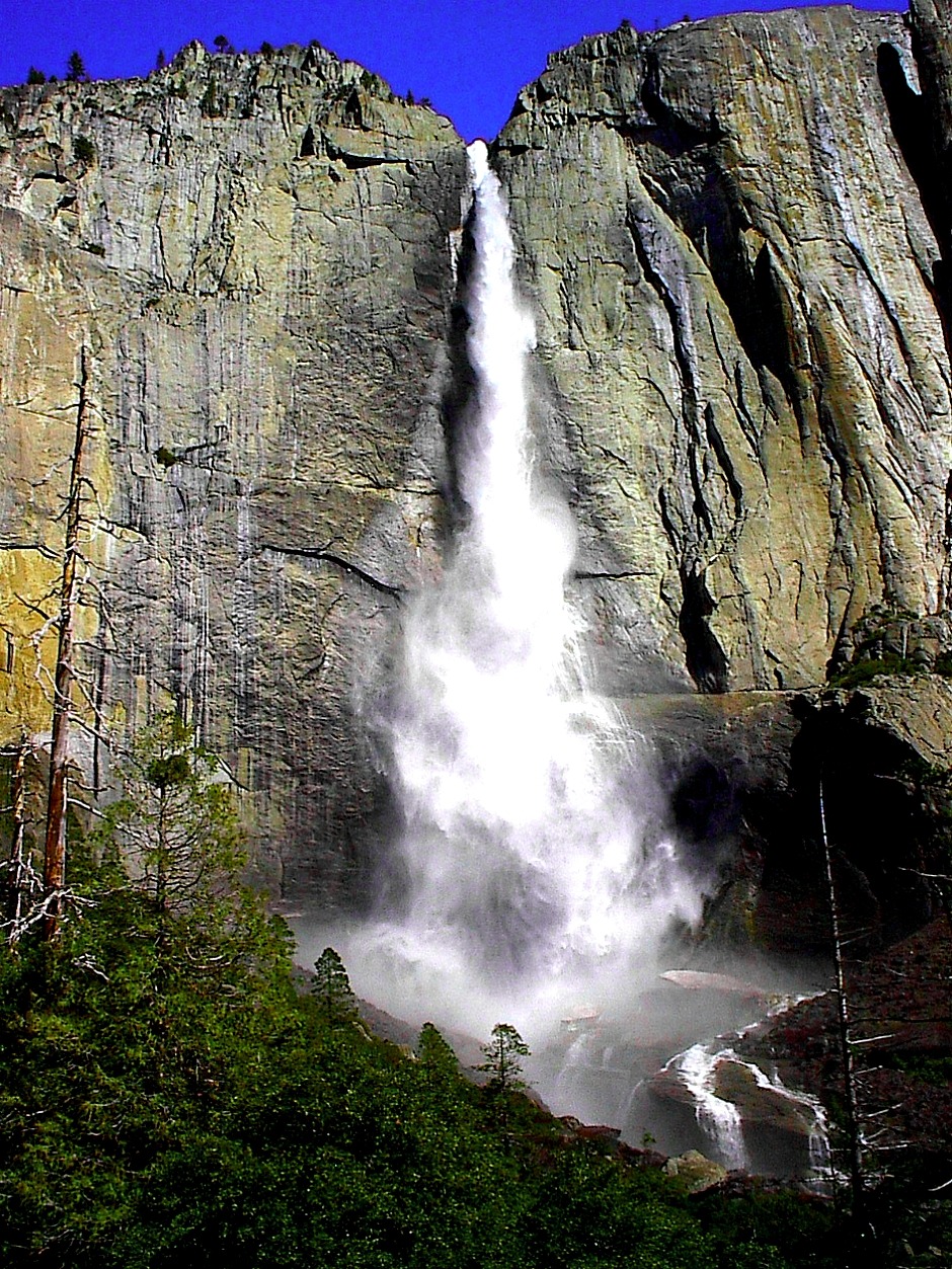 Yosemite_Falls_2005[1].jpg