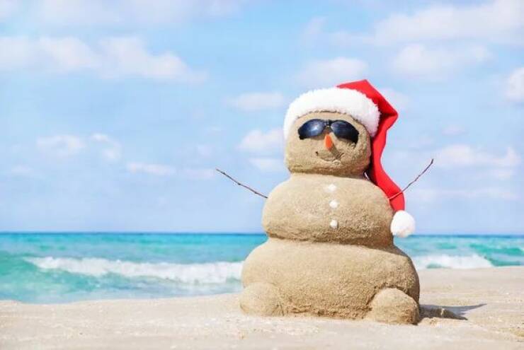 merry_christmas_to_our_beloved_izismilers_640_17.jpg