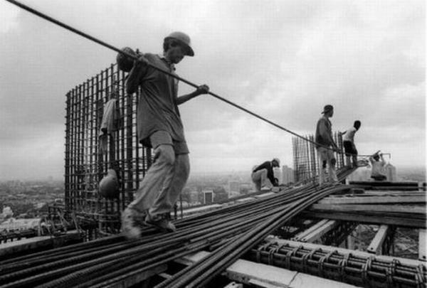 1251958181_indonesian_construction_workers_10.jpg
