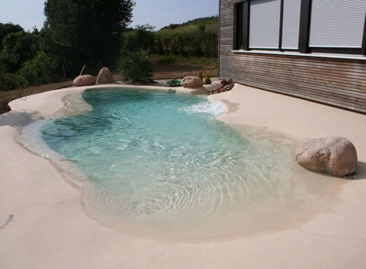 want_a_sand_pool_in_your_yard_640_22.jpg