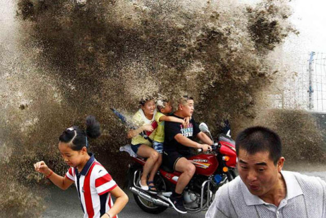 massive_tidal_wave_in_china_stuns_spectators_640_11.jpg