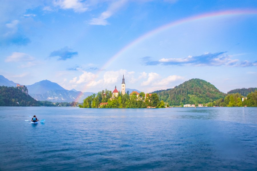 Glamping-in-Bled-2-900x600.jpg