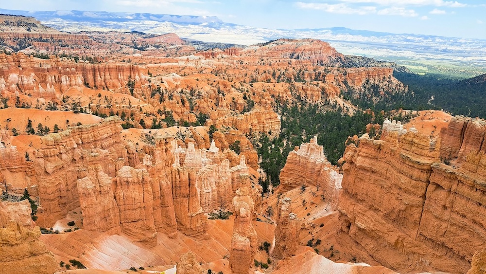 bryce-canyon-overlook-v0-mc3t2rw8x2od.jpg