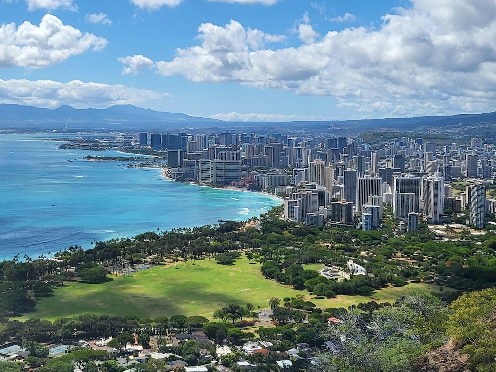 waikiki-from-atop-diamond-head-v0-qzf4xu89nqgd2.jpg