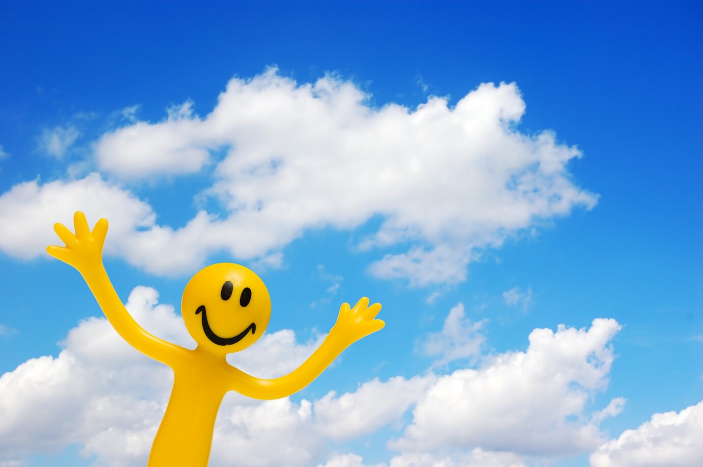 smiling-character-with-sky-background_1160-292.jpg