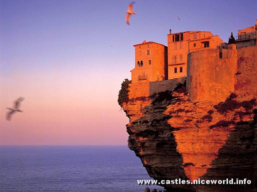 Bonifacio-Fortress-Corsica-France.jpg