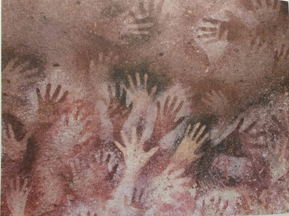 9천년전 아르헨티나 수렵채집인들의 손도장.jpg