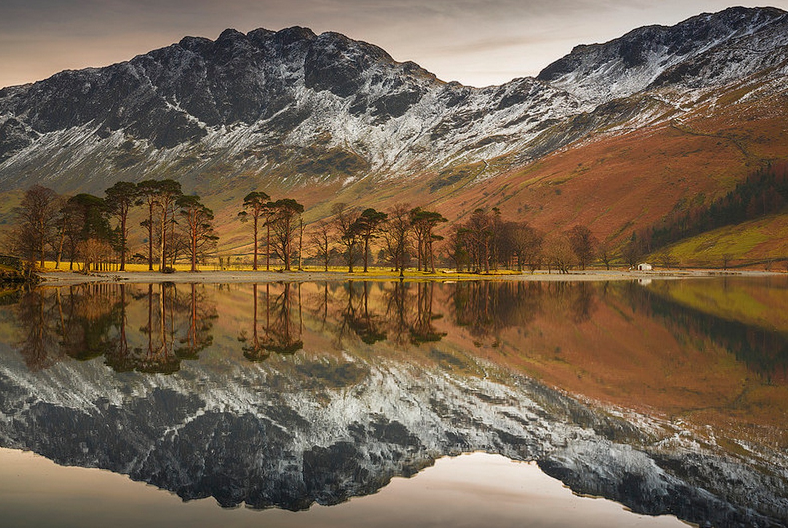 Buttermere_and_Haystacks__Lake_District.jpg