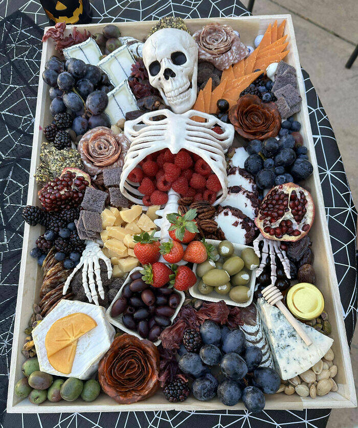 halloween_snack_ideas_to_thrill_your_guests_640_high_02.jpg